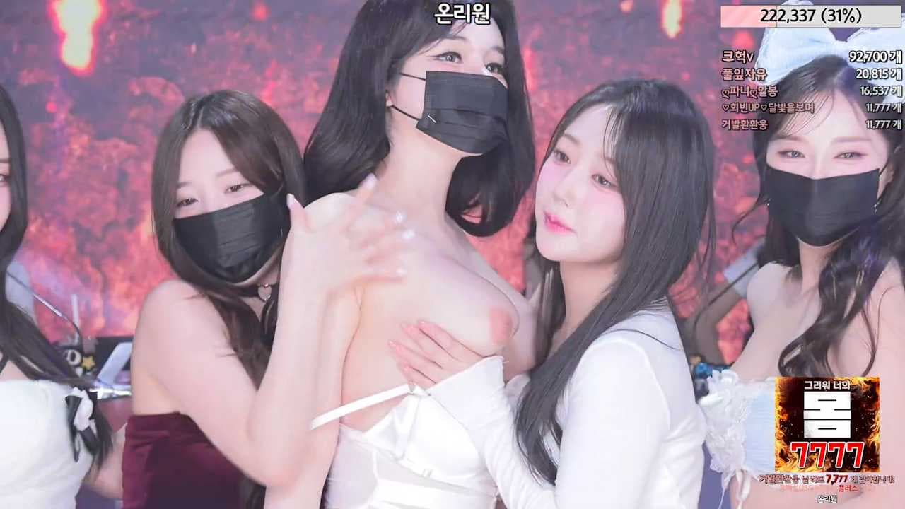 韩国直播色情综艺：巨乳美腿艳舞，激情火辣表演，尽情享受视觉盛宴。 韩国直播激情秀：巨乳美腿艳舞狂欢