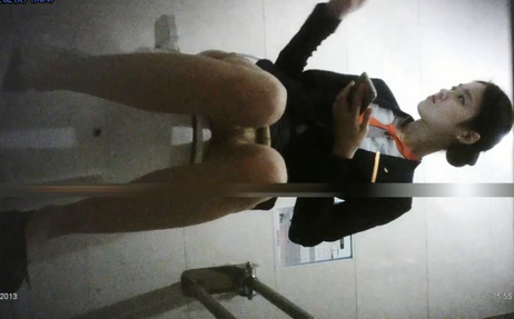 韩国OL丝袜制服厕所多人激情 护士空姐制服诱惑偷窥