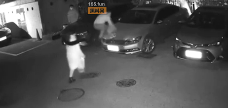 妻子车震偷情被抓现行，老公手机定位捉奸在车