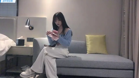 女神数钱姿态迷人，极品探花体验无与伦比