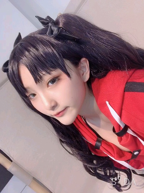 福利姬的日常诱惑：性感私密瞬间