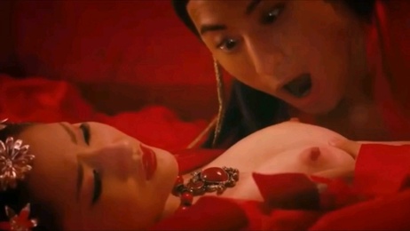 古装郎才女貌洞房花烛夜，男主插不到三下就完事，美女浪叫声不断 国产 邻家痴女