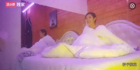 探花小子床战苗条技师，性感会所激情一夜，技师娇喘连连，探花小子尽情享受。