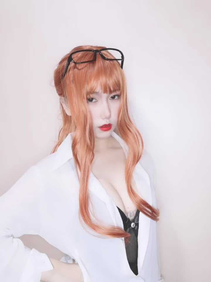 黑丝女教师芋圆侑子诱惑课堂 性感教学私密指导