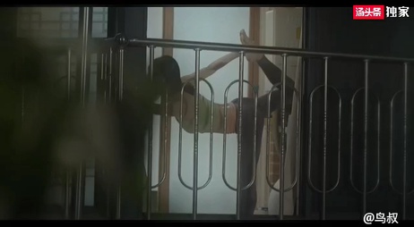 金屋藏娇3：韩国美女激情演绎禁忌之恋，私密空间尽情释放，情欲交织，迷人诱惑，极致享受。 韩国美女私密禁忌之恋 情欲交织迷人诱惑