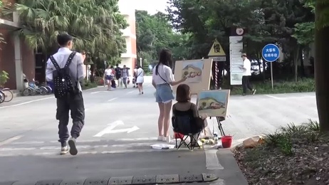 芥末挑逗正妹，她笑了，随后热吻缠绵，激情难耐，成人综艺，情趣无限。