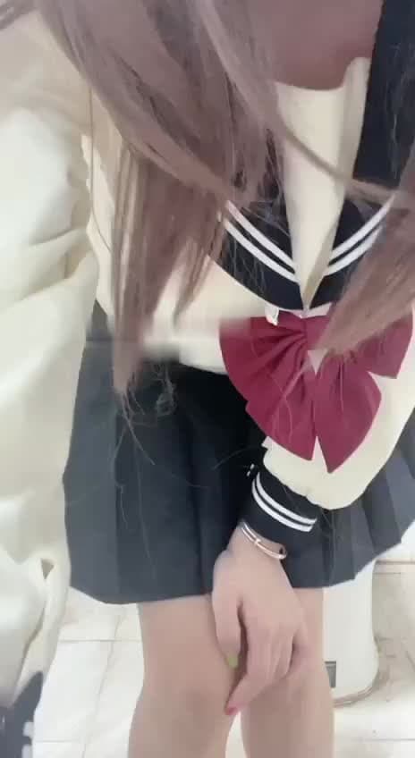 纯真小萝莉的诱惑：从清纯到性感的蜕变之旅