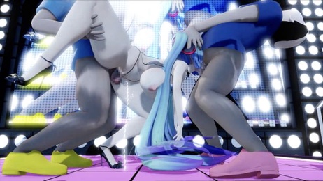 直音イク乳出し☆串刺しF〇〇Kイベント 公众场合双马尾初音未来内射口交口爆激情3P