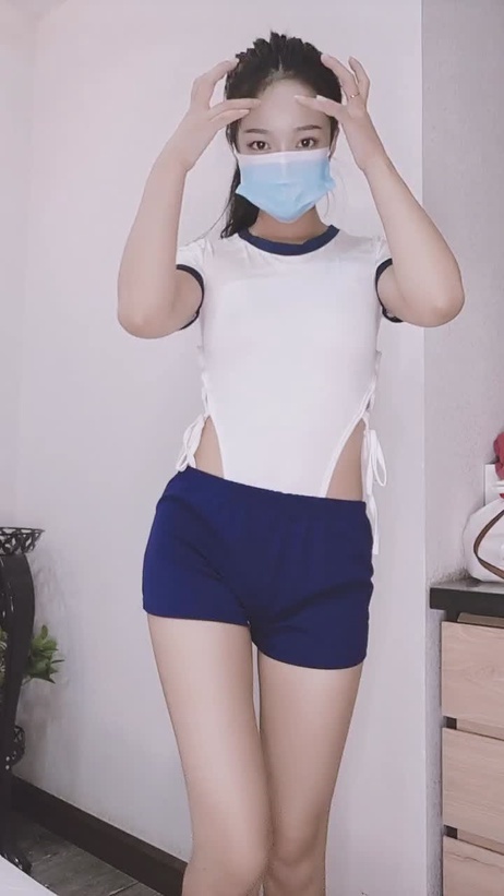 极品身材超棒粉嫩美穴美腿勾引单男自慰
