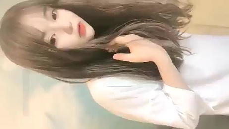 极品萝莉女神，清纯可人，美貌动人，强势进攻，激情四射。