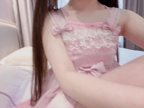 清纯少女粉色女仆撩裙坐地 骑乘水晶阳具自慰 呻吟不断 #女仆 #自慰