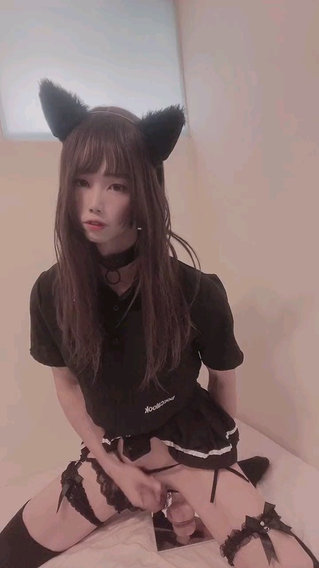国产可爱猫伪娘自慰菊花 性感cosplay萌妹私密时刻