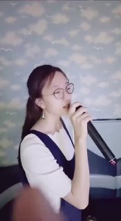 嫩骚孕妇自慰，小腹隆起仍难耐春情，私处紧致如初，孕期欲火焚身。 嫩骚孕妇自慰 孕期欲火焚身